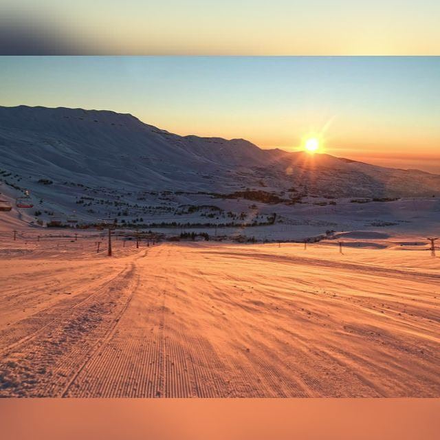 Have a blessed night everybody💕 sunset  cedras  lebanon @ramiatawk 😘😘 (Cedars of God)