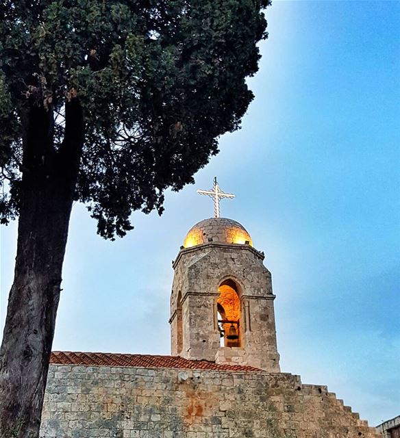 Have a blessed Sunday religiousarchitecture  religioustourism  balamand ... (Balamand Village)