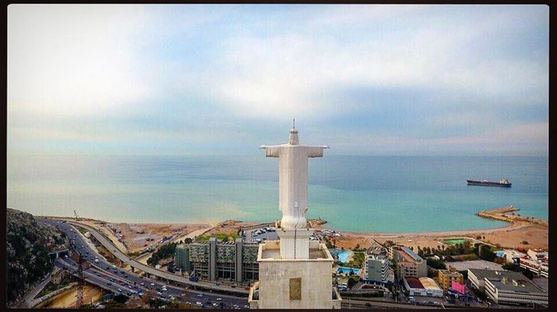 Have a blessed sunday صباح الخير من يسوع الملك Photo taken by @chady.el.k (يسوع الملك)