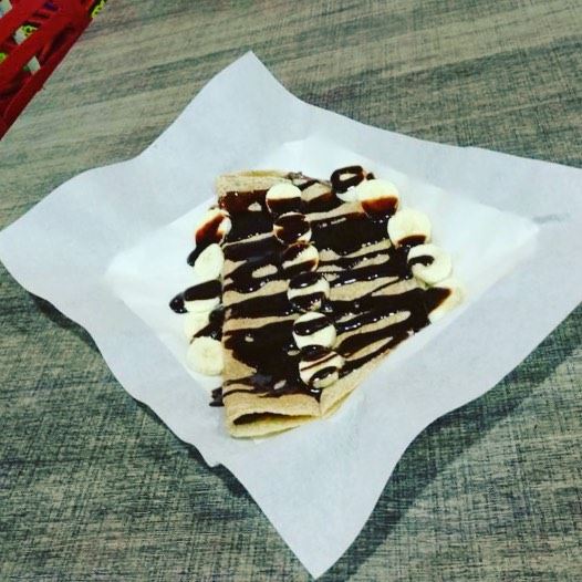 Have a delicious 😋 fresh Saj crepe stuffed with Nutella,banana 🍌and... (Rashet somsom - رشة سمسم)