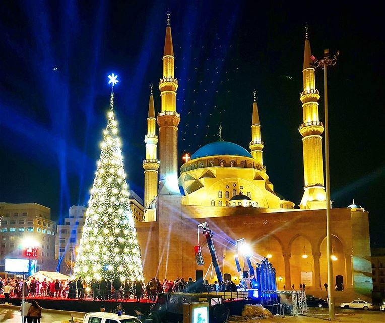 Have a goodnight beirut🌲🇱🇧❤ onemoretime  christmastree  christmastime ... (Beirut, Lebanon)