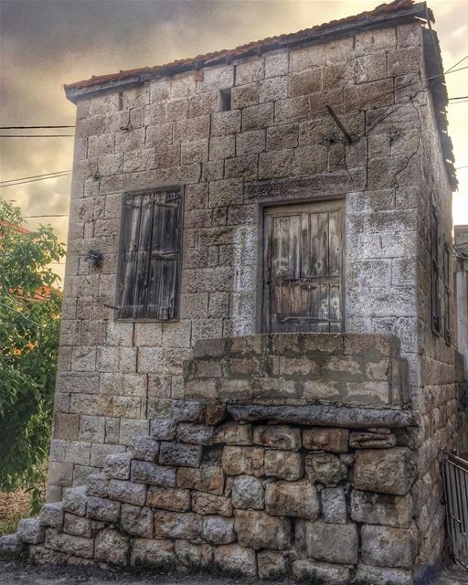Have a heart that never hardens, and a temper that never tires, and a... (Ehden, Lebanon)
