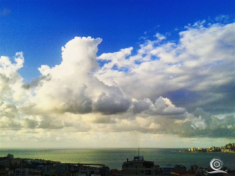 Have a nice  weekend  livelovejounieh  livelovelebanon ... (Joünié)