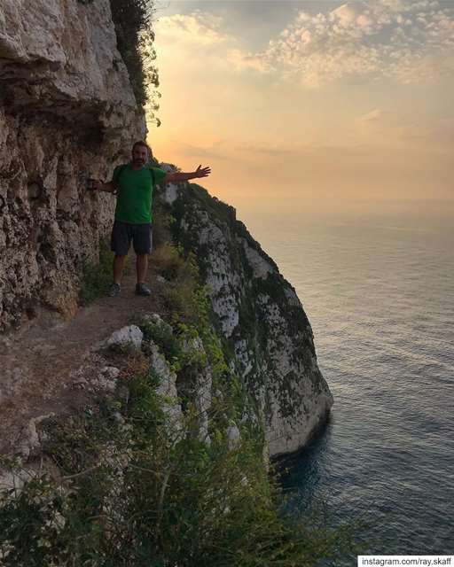 Having some fun on the edge‼️..@decathlonleb  allmotivated ... ...... (Lebanon)