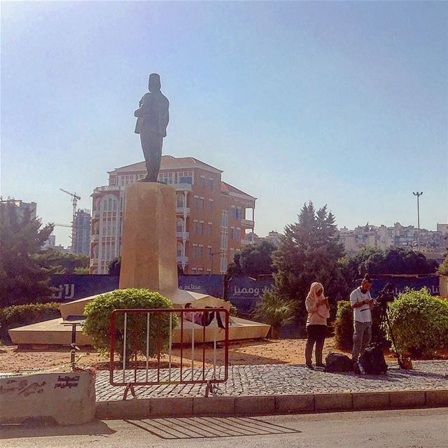 He stands wondering why all humanity is looking down  abductedbyphone::::: (Downtown Beirut)