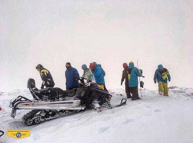 Heading up to explore and discover some new fresh backcountry tracks!!... (Kfardebian)