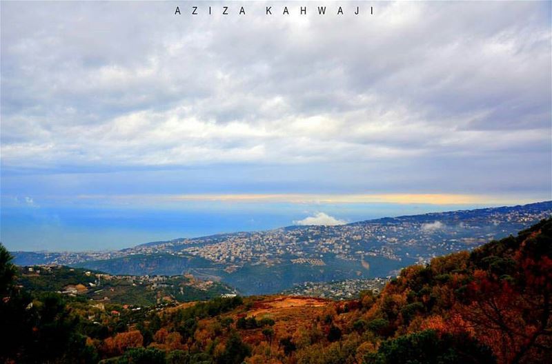 Helle everyone💙 From Dhour Shweir by @azizakahwaji 😍💙😍💙😍💙😍💙 ...