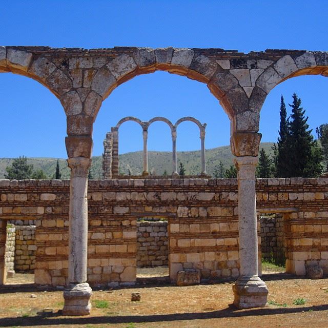 heritage oldarchitecture stonesarchleb arch arcades history historic historique discoverlebanon