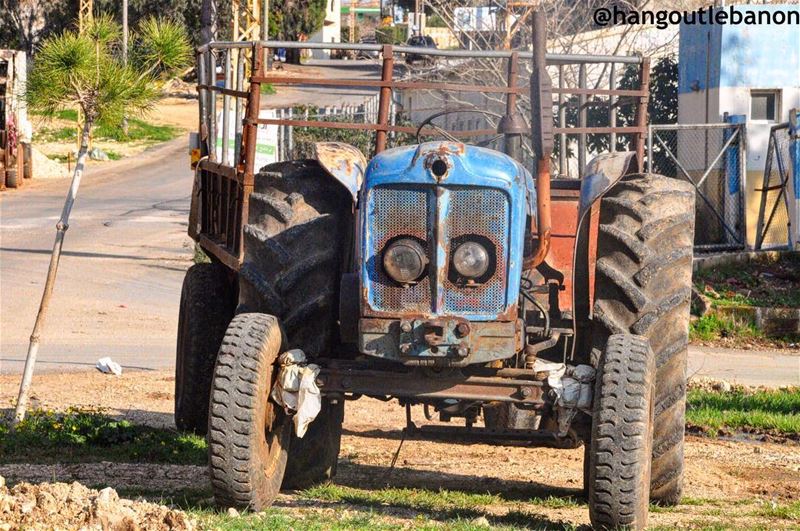 Hey youu-------------------------------- hangoutlebanon ... (Srifa, Al Janub, Lebanon)