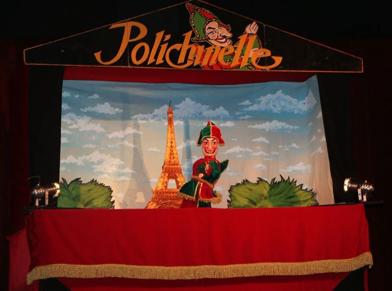Hi there! polichinelle  marionette  french  commediadellarte  pulcinella ... (Theatre Gemmayze)