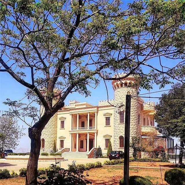 🇱🇧🇱🇧❤❤ hightowercastle  fortress  historic  rebuild  naturelover ... (Baïssoûr, Mont-Liban, Lebanon)