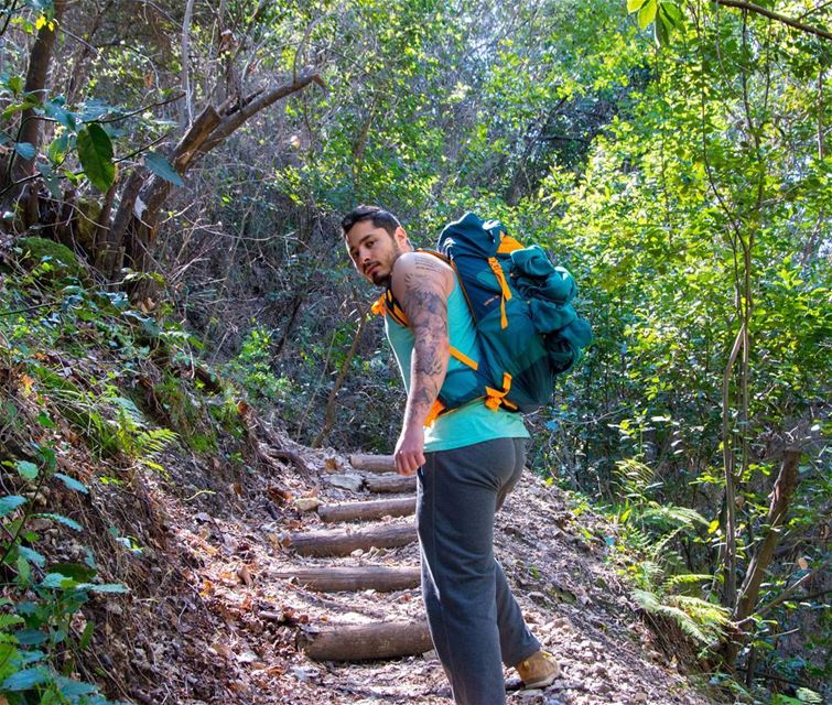hike while you can 🍃🍃...... hike hiking camp camping adventure... (Chouwen)
