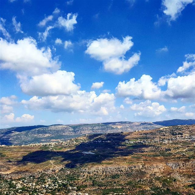  hiking  explorelebanon  livelovelife  livelovelebanon  livelovelaugh ... (Kfarnabrakh - El Chouf)