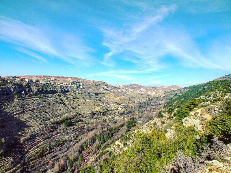  hiking  explorelebanon  livelovelife  livelovelebanon  livelovelaugh ... (Batloun, Mont-Liban, Lebanon)