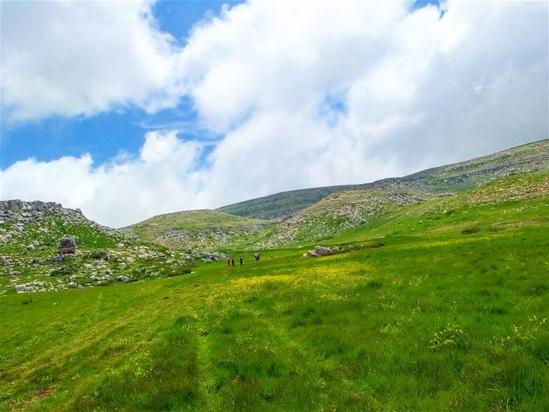  hiking  explorelebanon  livelovelife  livelovelebanon  livelovelaugh ... (Hrâjel, Mont-Liban, Lebanon)