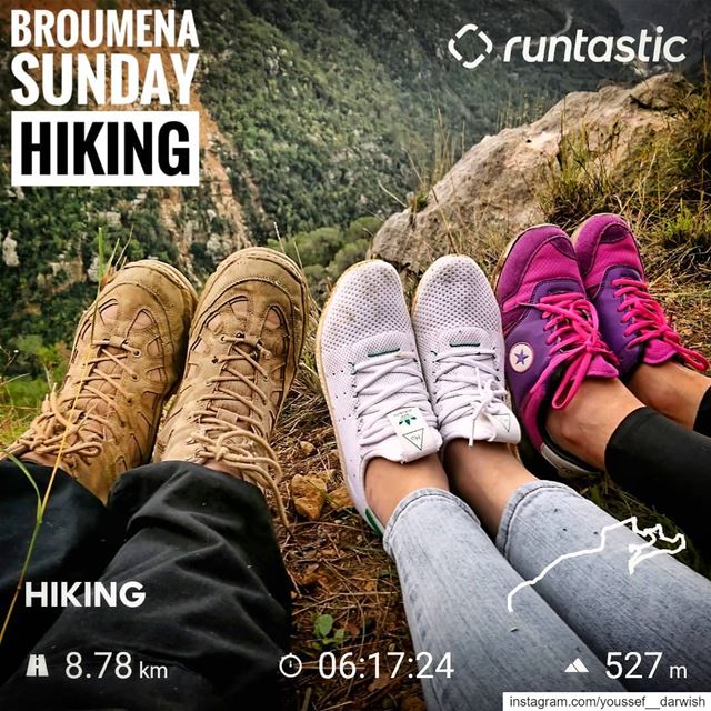  hiking  mashawer  mountains  adventuretime  shoes  friends  sony ... (Broummâna, Mont-Liban, Lebanon)