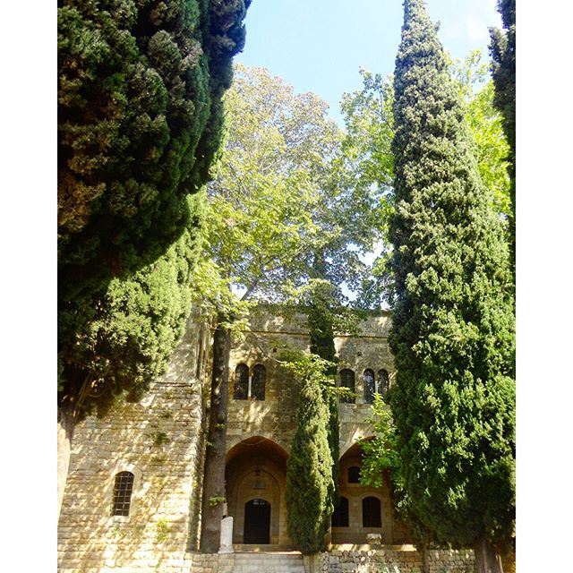 historicalpalace historicalplace heritage oldpalace manoir beautifulnature beautifulplace (Beit Eddine Palace)