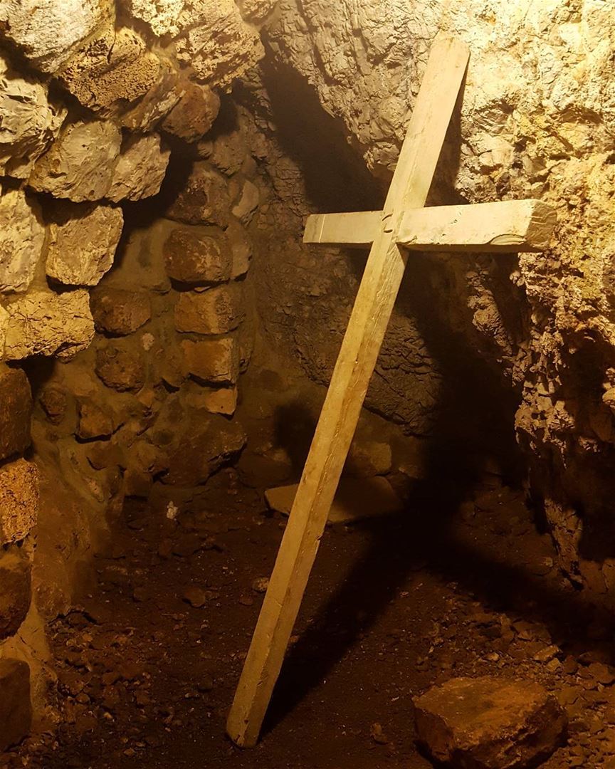 Holy cross  in Wadi Qannoubine