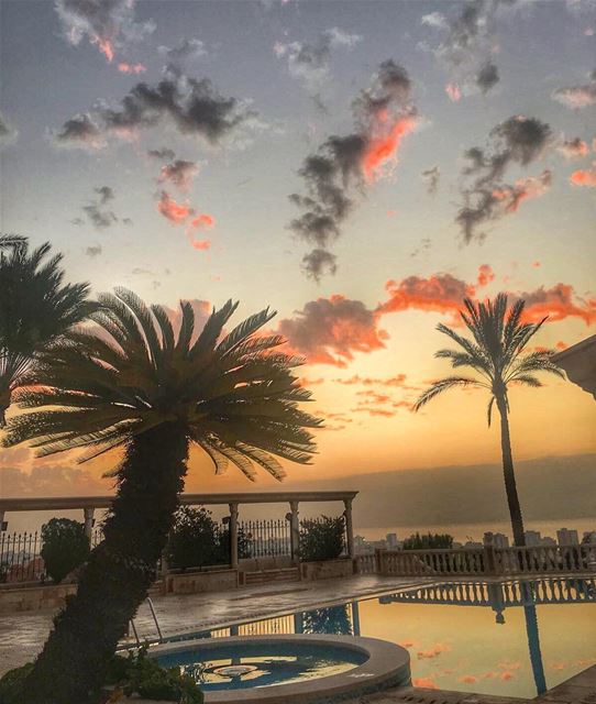 🌴🌴🌥.. home city lebanon saida clouds  sky reflection  picoftheday ... (Lebanon)