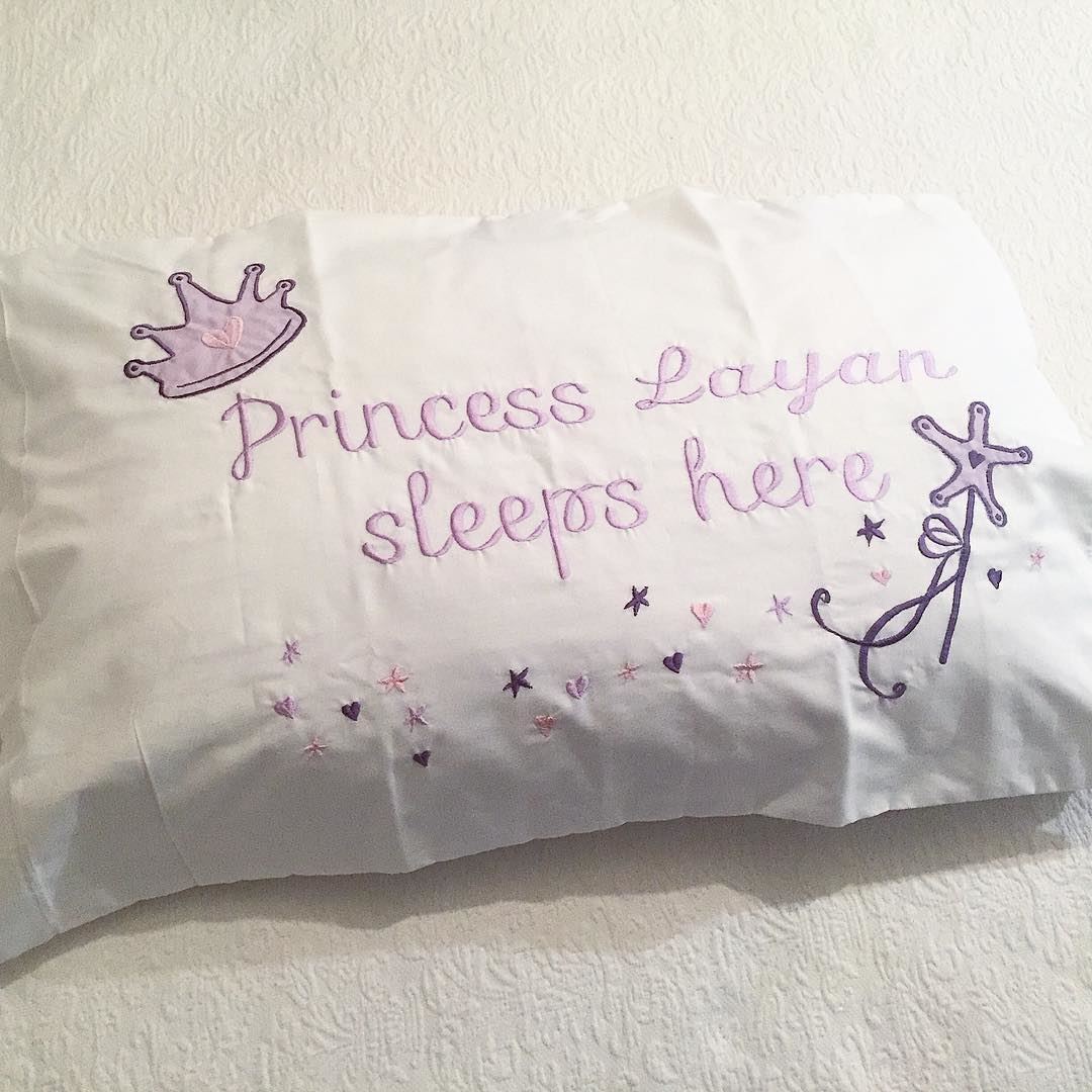 HOME is where the ❤️is! 👑Write it on fabric by nid d'abeille  princess ...