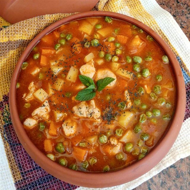 Homestyle "bazella w-ruz" (peas and rice stew), lightened-up by switching... (Dayr Al Qamar, Mont-Liban, Lebanon)