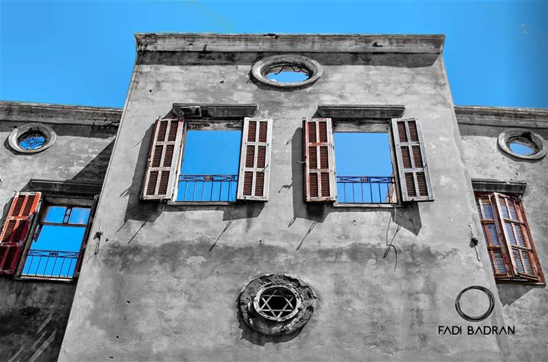 Hope comes in blue.Things you find while walking around Beirut... (Beirut, Lebanon)