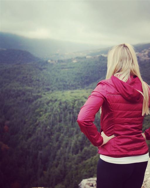 Hope this view gives you one small positive Monday thought ...... (Miziâra, Liban-Nord, Lebanon)