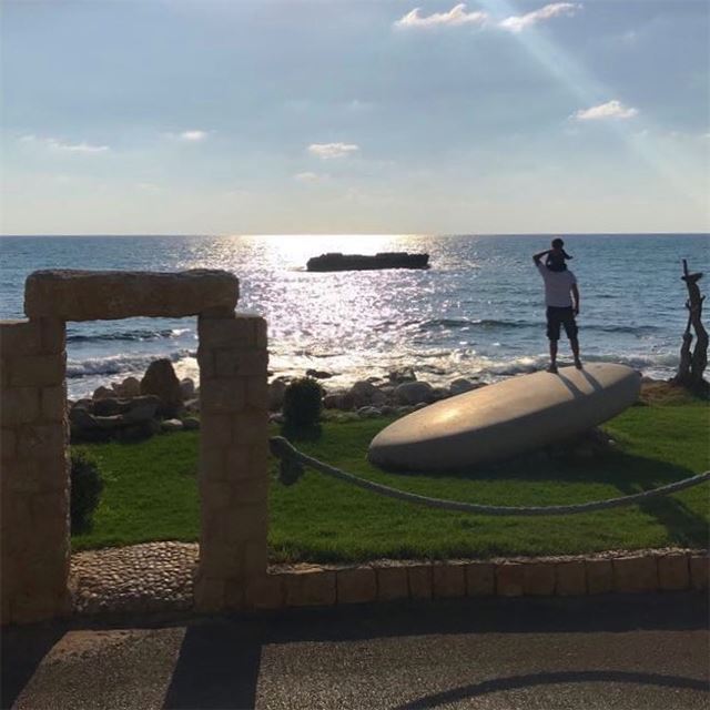  horizon  fatherandson  capture  instapic  instalike  mediterranean  sea ... (Byblos, 3al Baher)