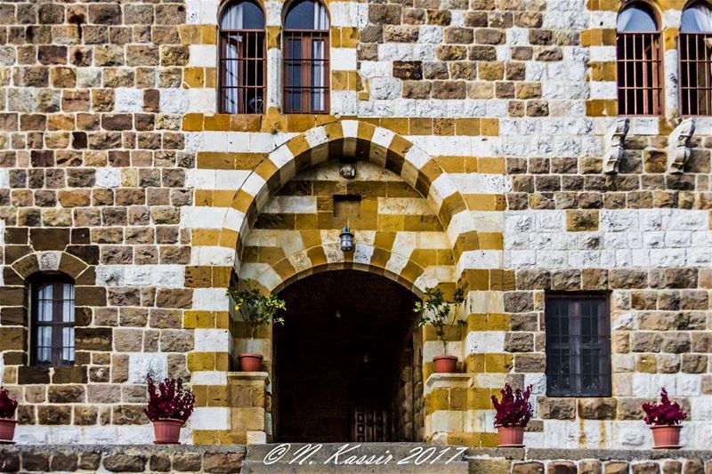  house  ottoman  ottomandesign  stones  mountain  ngconassignment  Lebanon... (Baskinta, Lebanon)