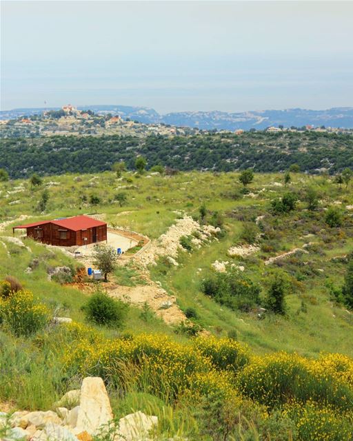 How about a little house on the prairie? A catch from yesterday's hike.... (Mayfuq, Mont-Liban, Lebanon)