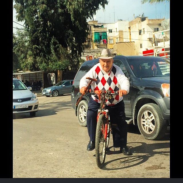 How cute is this old man ?👴🏻😂💞  Beautifulmorning ☀️  hemademyday😂😍 ...