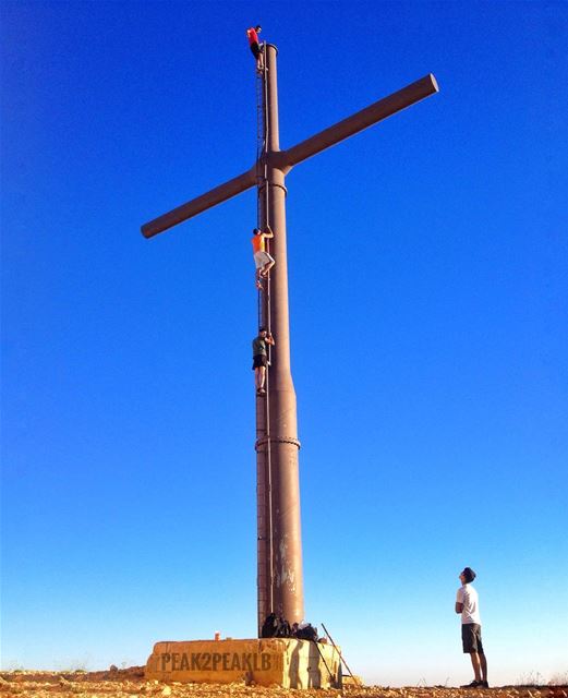 How High Can You Reach?!! 🌍🤘🏼  adrenaline  hike  hiking  summit  cross ... (Mzaar Kfardebian)