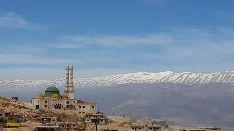 @HugoShorter: A view from  Arsal across the  Bekaa valley towards Mount...