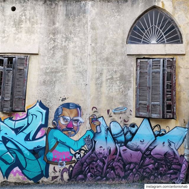 Hunting colors 🌈  LiveLoveBeirut(Check out my stories for more graffiti...