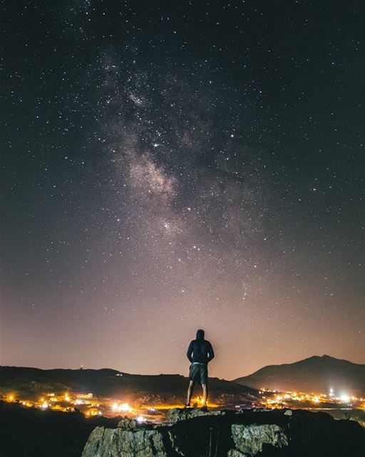 Hunting stars🌌..... stars milkyway milkywaychasers stargazing... (Majdel Tarchich)