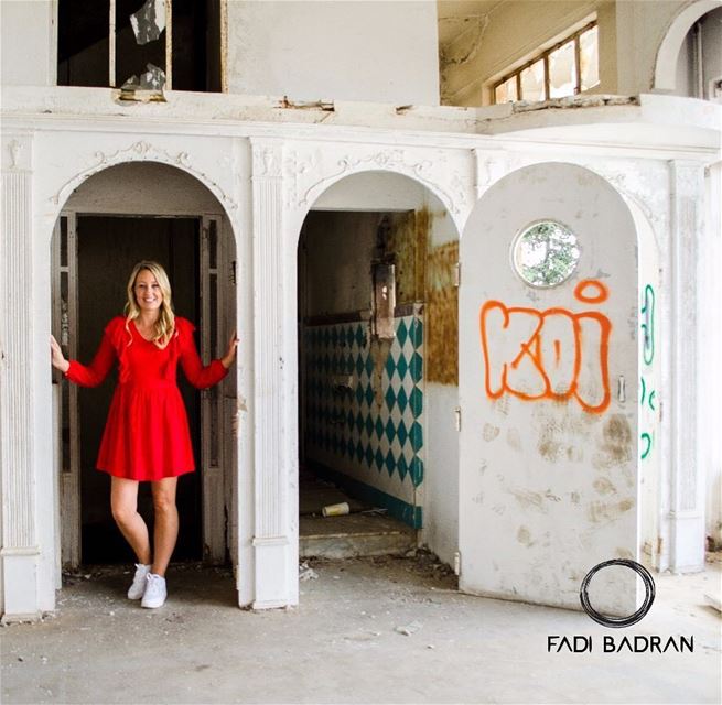 I always find beauty in things that are ...odd...imperfect ...they are... (Bikfaïya, Mont-Liban, Lebanon)