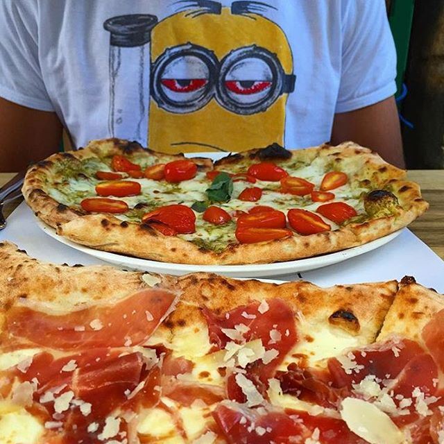 I didn't know how to say i liked you so I ordered us pizza. Message from Minions 😜😜😜 (La Pizzariabeirut)