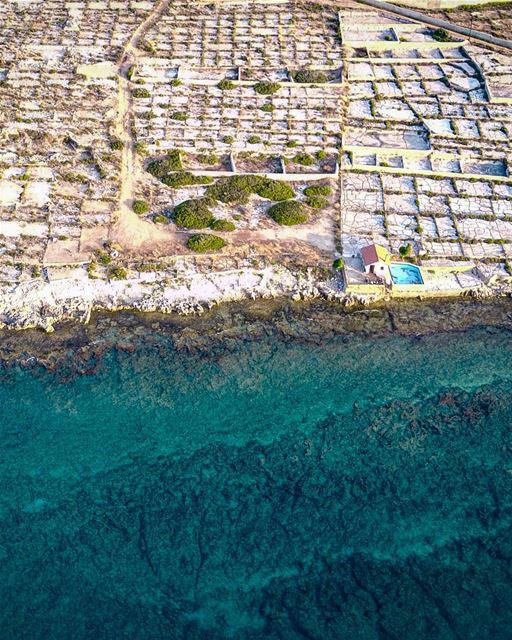 I do not get mad, I get distant. 🏠・・・ dronestagram  droneview ... (Enfeh)