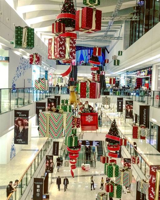 I💙gifts ! gifts big santaclaus citycentremall citycentre mall tb happy...