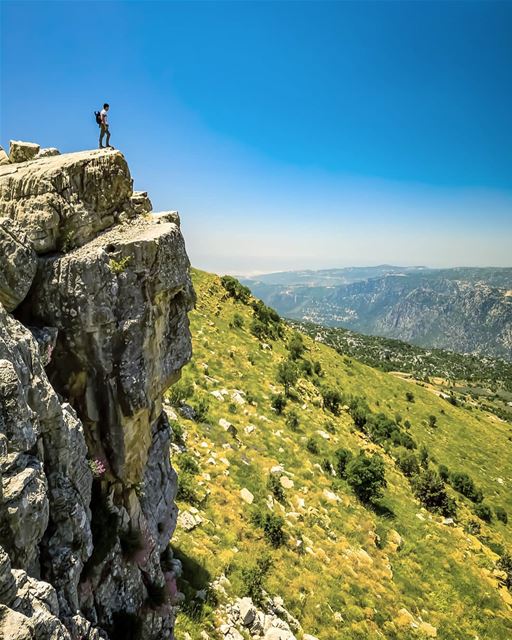 I guess anyone who sees that picture, would have mainly one thought. ... (Lasa, Mont-Liban, Lebanon)