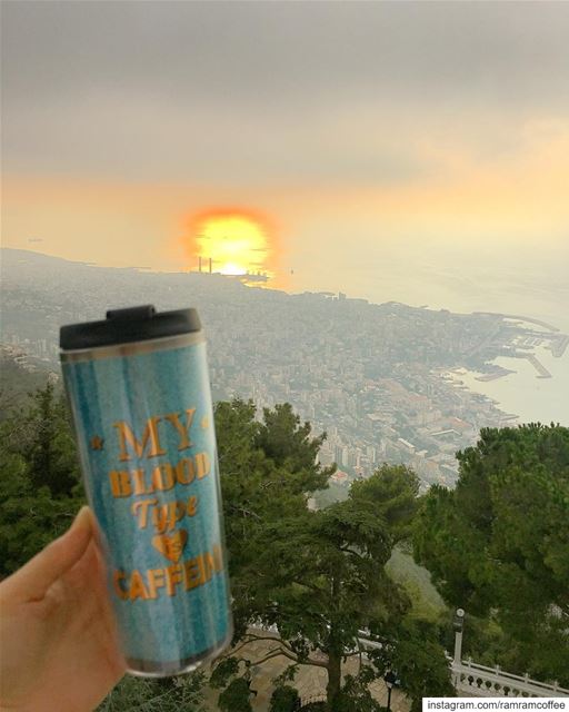 I guess this one of the most pleasant of sunset coffee ....... (Saydet harissa سيدة حريصا)