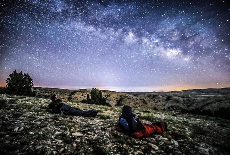 I hope I never get tired of the night sky ... I hope I never grow to be... (Jroud Akoura)