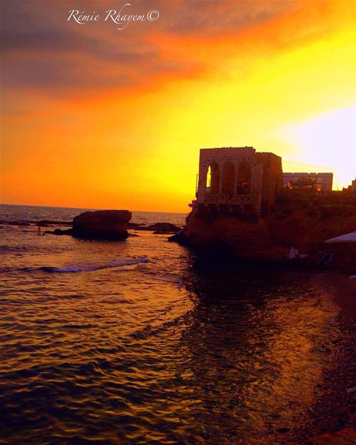 ~ I just love this city! 📸🌅~--------------------------------------... (Batroûn)