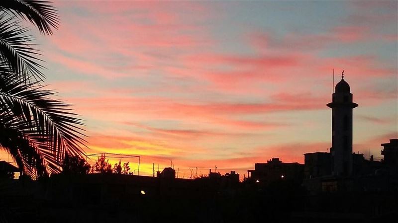 I just miss this  sunset 💚⛅️ lebanese_in_sweden  livelovelebanon ... (Kafarrouman)