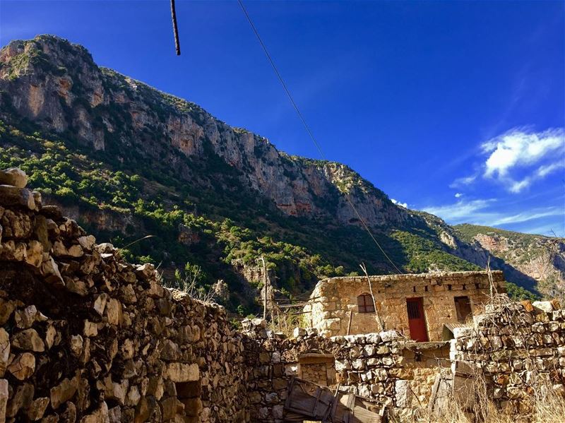 I like ruins because what remains is not the total design, but the clarity... (Annoubin Valley)