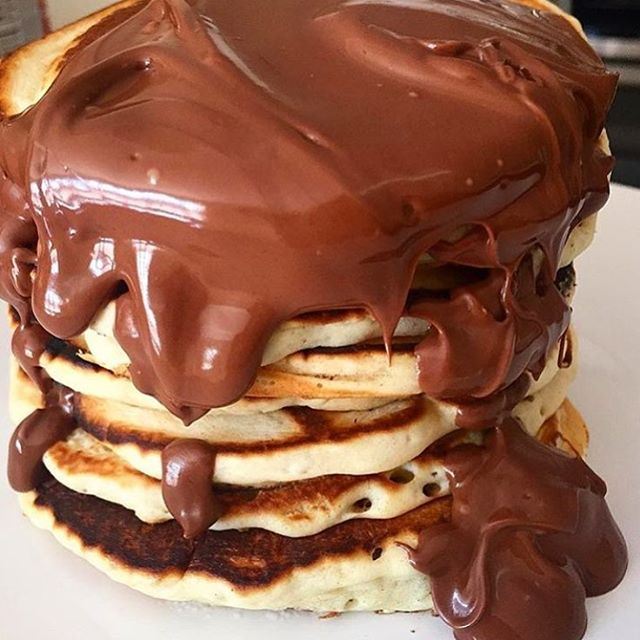 I love Sunday because i can create my own Breakfast and what can be better than a pan cake with 10 killo of Nutella 😜😜 (Tilal Ain Saade)