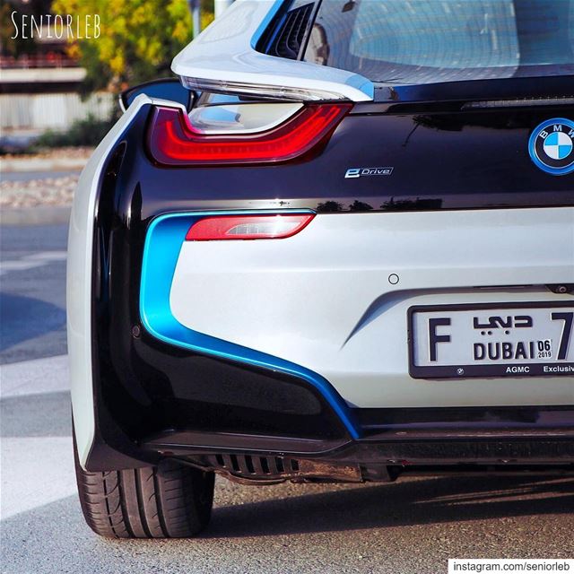 I love the back end design of the i8 ⚡️ ———————————————————————  bmwi8  i8... (Dubai, United Arab Emirates)