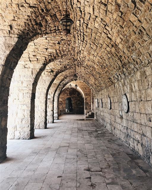 I love you air, your food, the people... Men I miss you everyday  beirut ... (Beiteddine Palace)