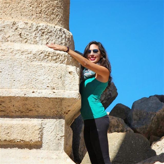 I love you old  column 💓  girl  hug  architecture  fakra  temple  ruins ... (Kfardebian village)