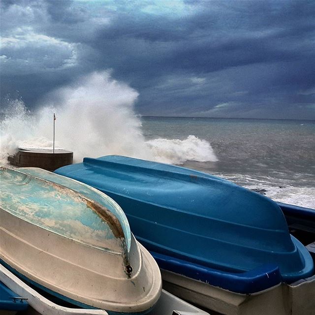 I'm not afraid of STORMS..☈I'm learning how to sail my boat..🚣... (Corniche Manara Beyrouth)